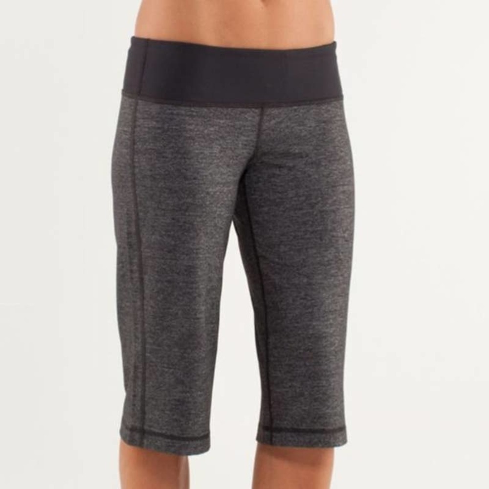 Lululemon Clam Digger II Heathered Deep Coal